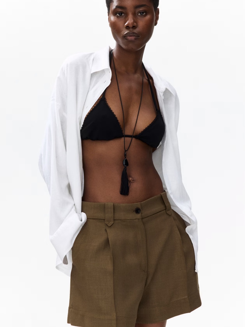 H&M Olive Green Linen-Blend Tailored Shorts - Picture 3 of 4